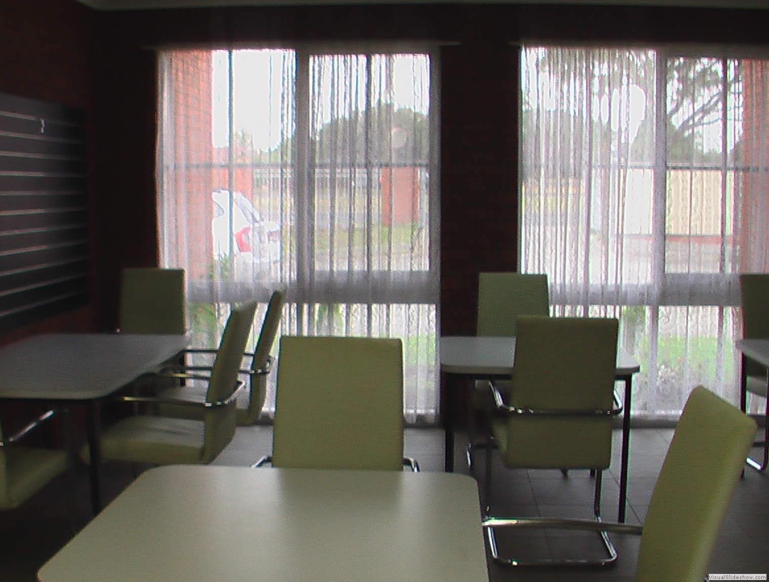 morediningroom